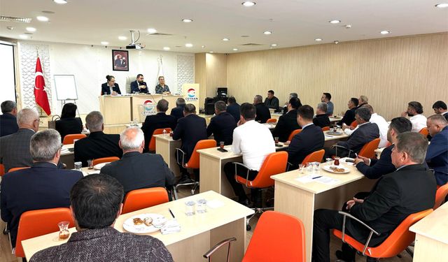 Ceyhan Belediyesi Nisan Ayı Meclis Toplantısı Gerçekleştirildi