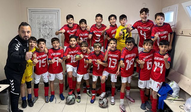 Sarıçam Demirspor Tempoyu Yükseltti