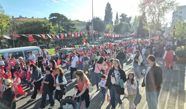 23 Nisan Yürüyüşü Renkli Görüntülere Sahne Oldu