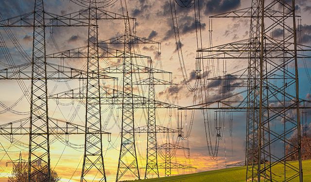 Adana’da 6 İlçede Elektrikler Kesilecek! O Mahallelerde Yaşayanlar Dikkat