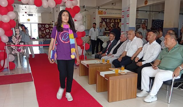 Ceyhanlı Lise Öğrencilerinden Tekstil Sergisi