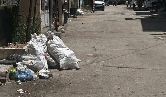 Adana Seyhan’da Çöp Krizi