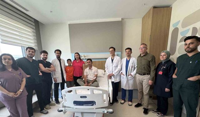 Kopan Kulak Memesi Süpermikrocerrahi İle Yerine Dikildi