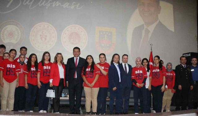 “Gençlerin Sesi Kozan’da Her Zaman Duyulacak”