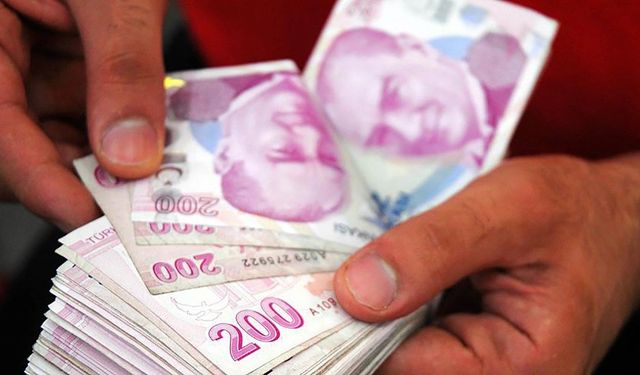 Emekli maaşları değişti: Bu tarihte zamlı maaşlar hesaba geçecek