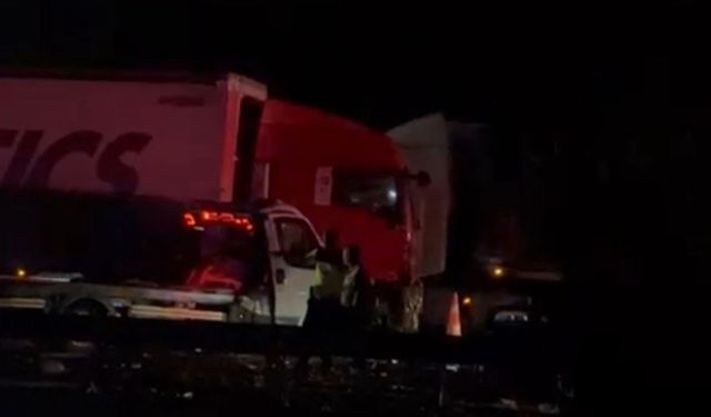 Adana Otoyolu’nda Feci Zincirleme Kaza: 4 Araç Çarpıştı