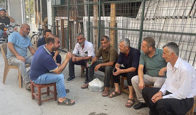 Burası Sıradan Bir Çay Ocağı Değil: ‘Konuşulması Yasak Olan’ Bir Konu Var