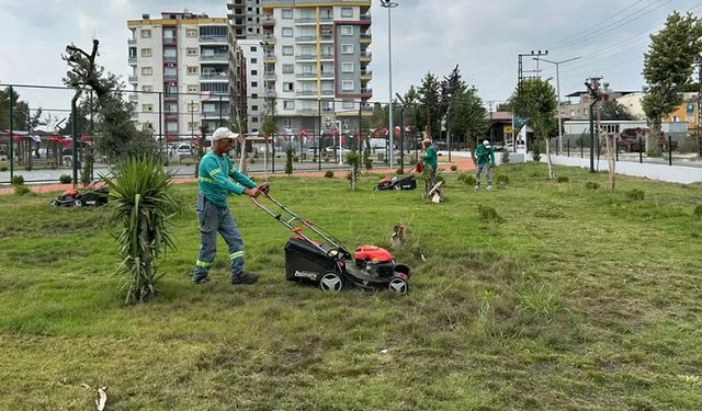 Ceyhan Belediyesi’nden Kent Meydanında Yenileme Hamlesi