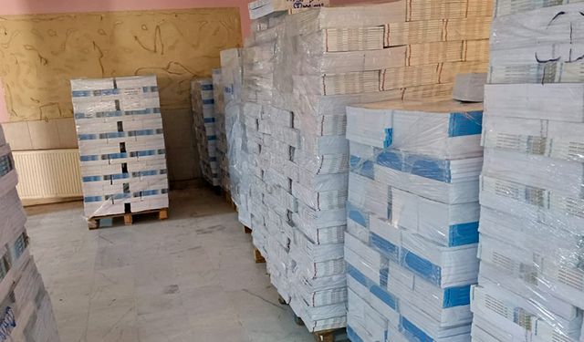Çukurova’da İlk Ders Günü İçin Kritik Adım: Kitaplar Öğrencilere Hazır!