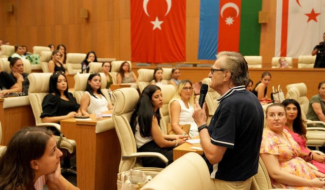 Çukurova Belediyesi’nden Zihin Açan Eğitim! Öğretmenler Ne Öğrendi?