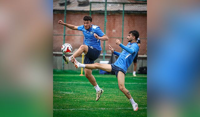 Mavi Şimşekler Sahada! Adana Demirspor’da Yeni Sezon Mesaisi