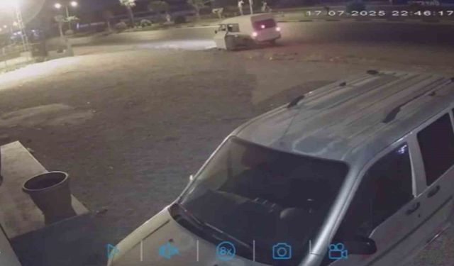 Şehirde Şok! Çöp Konteynerini Göz Göre Göre Çaldılar