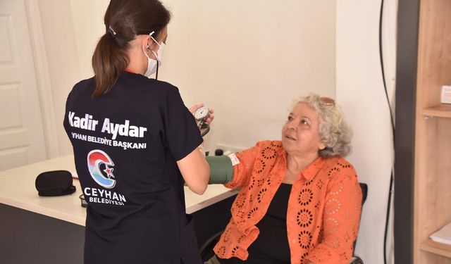 Ceyhan Belediyesi, Sağlık Hizmetlerini Vatandaşın Ayağına Götürüyor