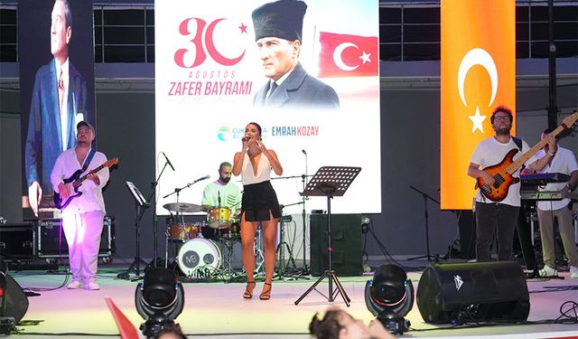 Amfi Tiyatro Yeniden Açıldı, Çukurovalılar Coşkuyu Dorukta Yaşadı!