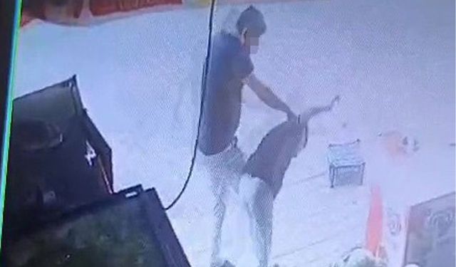 Adana’da Markette Şiddet! Siparişi Beğenmeyen Müşteri Genç Çalışana Saldırdı