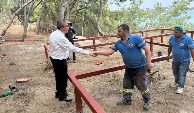 Gören Gitmek İstiyor! Karataş’a Yeni Seyir Terası Çok Yakında Açılıyor