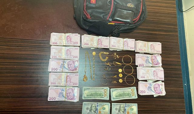 Adana’da Gerçek Polis, Sahte Polisi Yakaladı! Çantadan Servet Çıktı