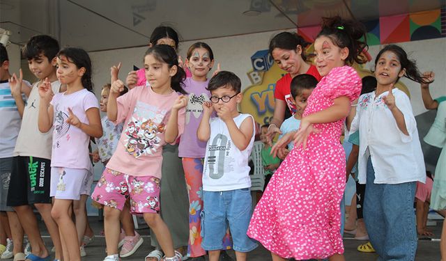 Yüreğir’de Çocuk Şenlikleri Mahalle Mahalle Coşuyor!
