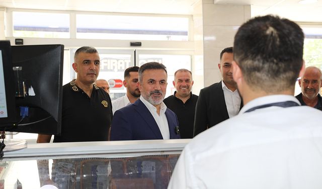 Tamer Dağlı Esnafa Ne Mesaj Verdi? Sarıçam’daki Ziyaretten Öne Çıkanlar