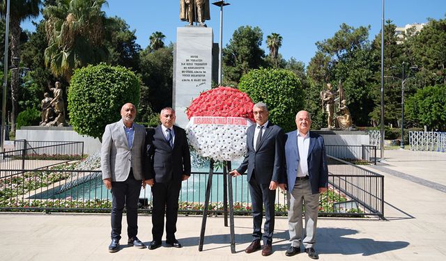 Adana’da Sinema Heyecanı Zirveye Çıkıyor: Altın Koza Çelenk Töreniyle Başladı!