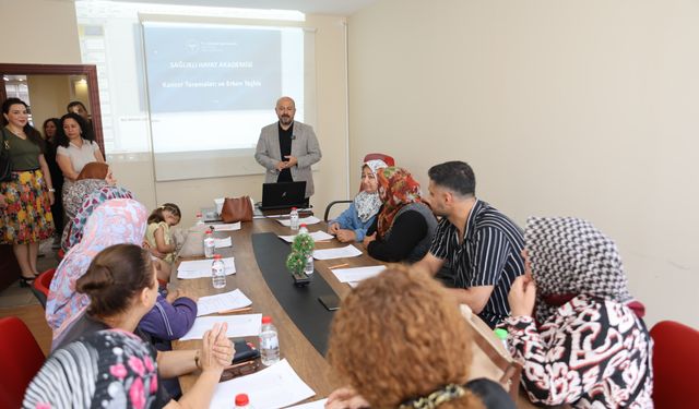 Adana’da Ücretsiz Sağlık Hizmetleri Tanıtıldı