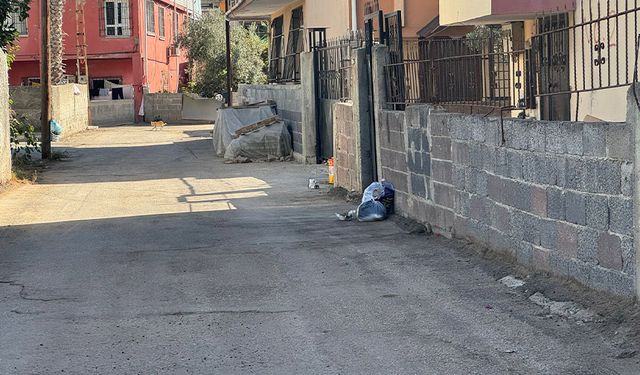 Seyhan’da Kötü Manzara: Çöpler Sokak Köşelerini Çöplüğe Çevirdi
