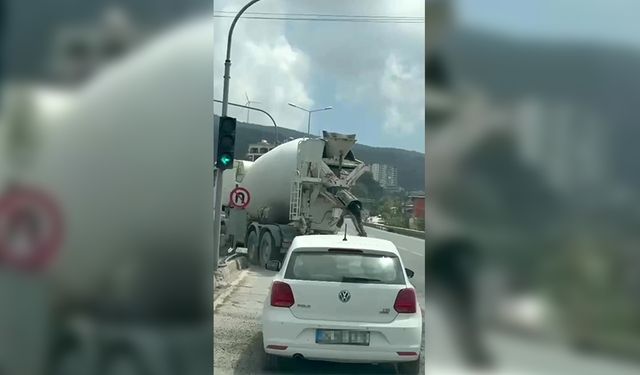 Cep Telefonu Kamerasına Yansıdı: Saniyelerle Kurtuldular!