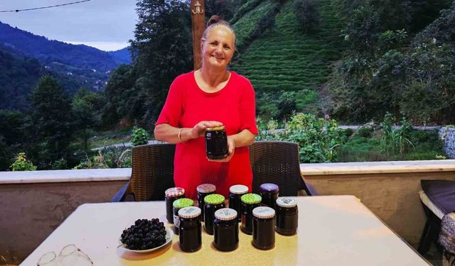 Köyde Dayanışmanın Adı: Pekmez Kaynatma Geleneği