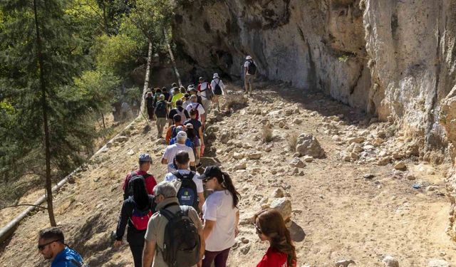 Tarihi Kilikya Yolu’nda 5 Kilometrelik Zorlu Yürüyüş