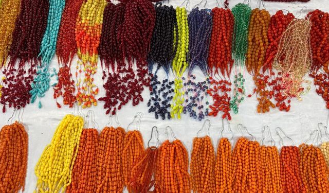 Adana’da Gelenek Haline Geldi: Tespih Mezatında Binler Buluşuyor