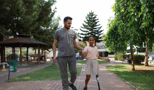 Belediye Otobüsü Altında Kalmıştı! Rukiye 4 Yıl Sonra Protez Bacakla Yürüdü