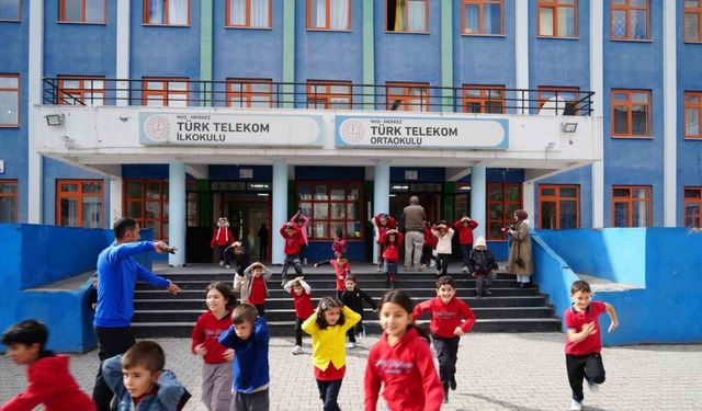 Deprem Senaryosu Gerçeği Aratmadı! Öğrenciler ve UMKE Ekipleri Aynı Sahada