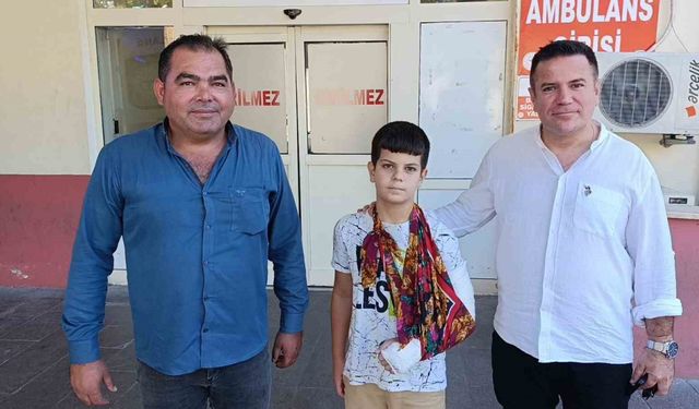 Kolunu İki Yerden Kırdı… Onu Hastaneye Yetiştiren Taksici Herkesi Duygulandırdı