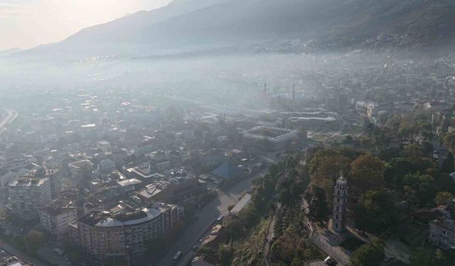 Ulu Cami Ve Tophane, Sislerle Kaplanınca Ortaya Kartpostallık Görüntüler Çıktı