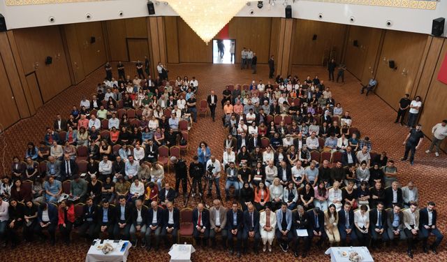 “Her Çocuğun Hakkı” Paneli Adana’da: Afet Sonrası Eğitim Ve Sağlıklı Yaşam Masaya Yatırıldı