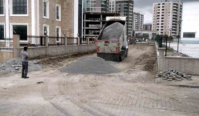 Yeni Hükümet Konağı Hizmete Açılmadan Yollar Sil Baştan Düzenleniyor!