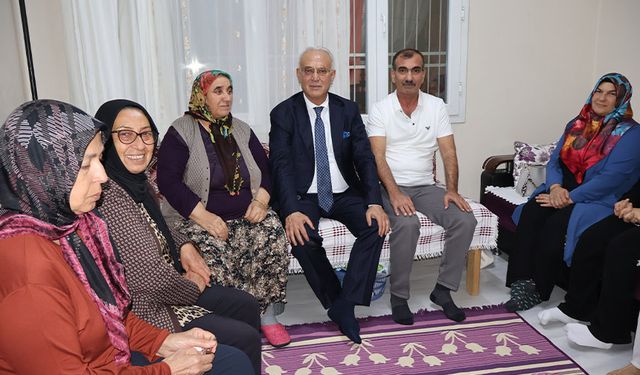 MHP Adana’da Gönüllere Dokunuyor: “Biz Büyük Bir Aileyiz”