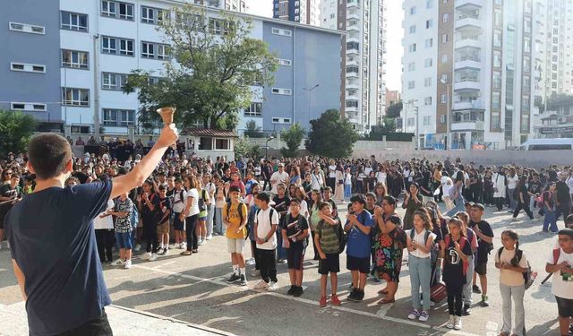 Adana’da 547 Bin Öğrenci İçin Tatil Bitiyor! Yarın Büyük Dönüş Başlıyor