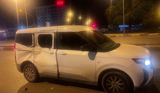 Adana’da Başibos At Trafiği Birbirine Kattı! O Anlar Kamerada