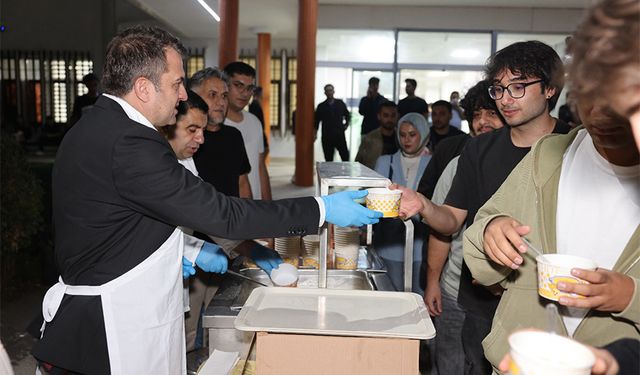 ÇÜ’de Vize Maratonu Başladı! Kütüphane Artık 24 Saat Açık!