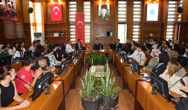 ”Geleceğin Liderleri Akademisi” Başlıyor