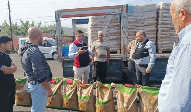 Tarım ve Orman Bakanlığı’ndan İmamoğlu’na Umut! 9 Tonluk Buğday Desteği Teslim Edildi