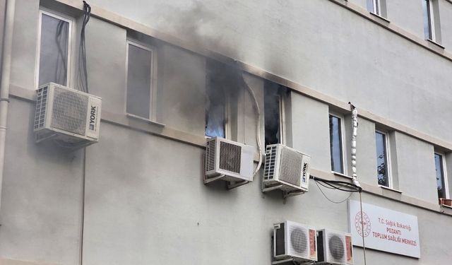 Pozantı’da Korku Dolu Anlar: Sağlık Personeli Pencereden Böyle Kurtarıldı!
