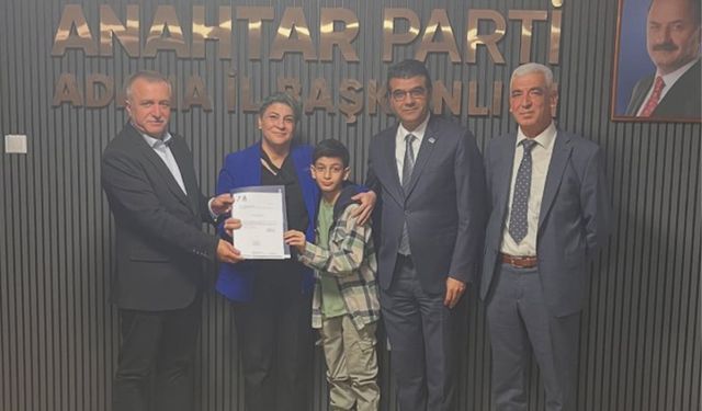 Sibel Çakmak’tan Seyhan’da Siyasete Yeni Bir Soluk!