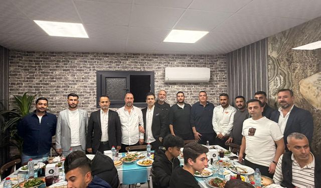 Yüreğir’de Birlik Rüzgârı! Müslüm Susar’ın Dayanışma Yemeği Büyük İlgi Gördü