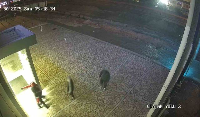 14–15 Yaşındaki Çocukların Motosiklet Hırsızlığı Kamerada!