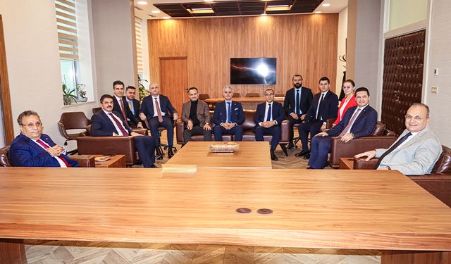 Adana’da Kritik Ziyaret! HSK Üyeleri Baro Başkanı ile Bir Araya Geldi