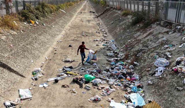 Adana’da Sulama Kanalları Çöplüğe Döndü!