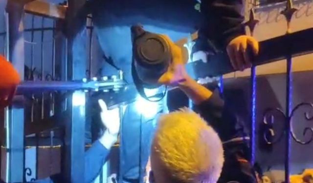 Korkuluk Demiri Bacağına Saplandı!