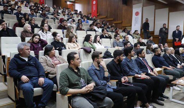 Liderlik Akademisi Adana’da Kapılarını Açtı